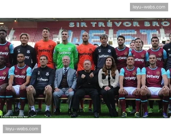 英超2026年3月“足球遗产”计划：资助20所基层俱乐部青训学院翻新